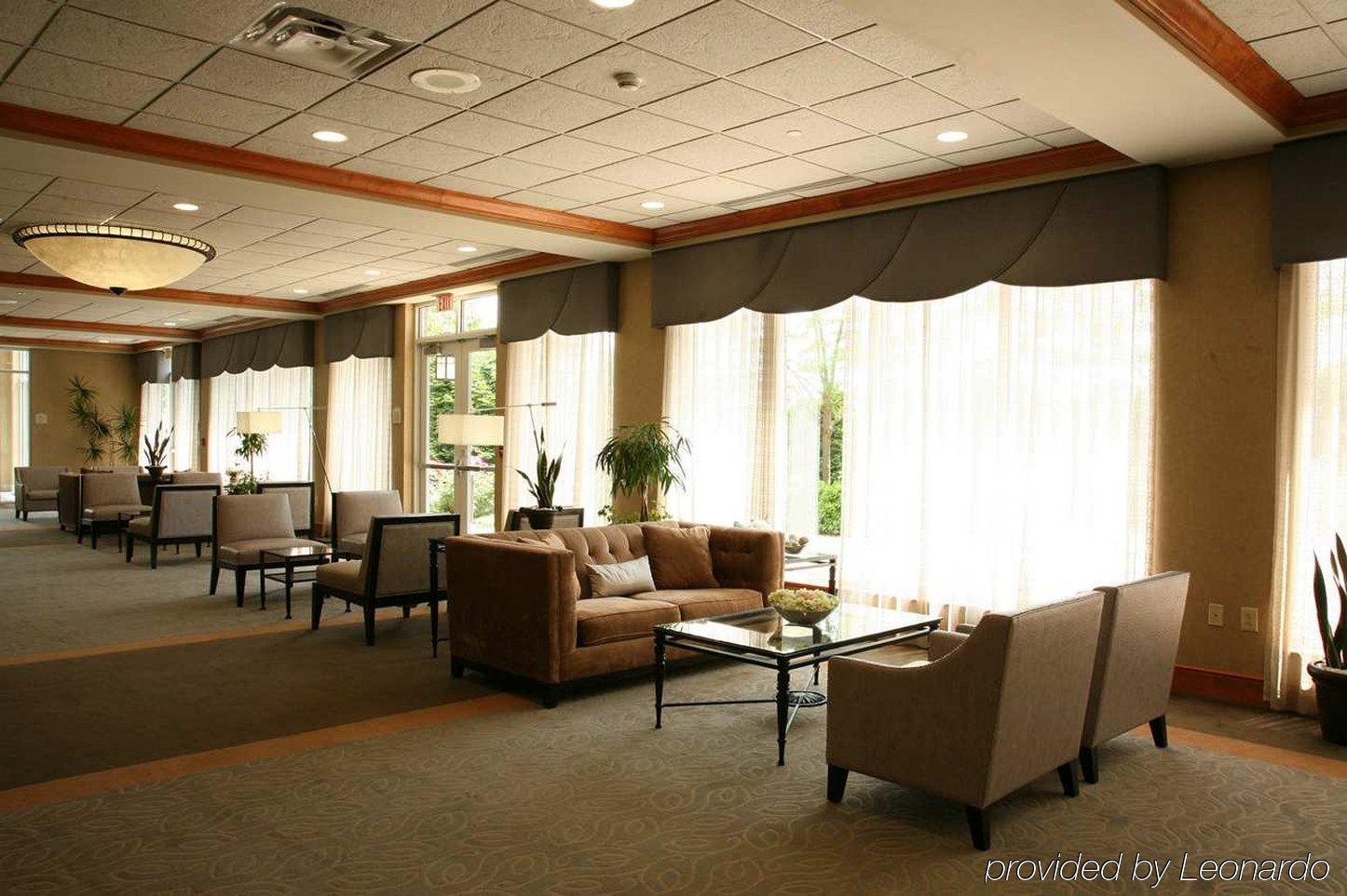 Hilton Garden Inn Louisville Airport Interior photo